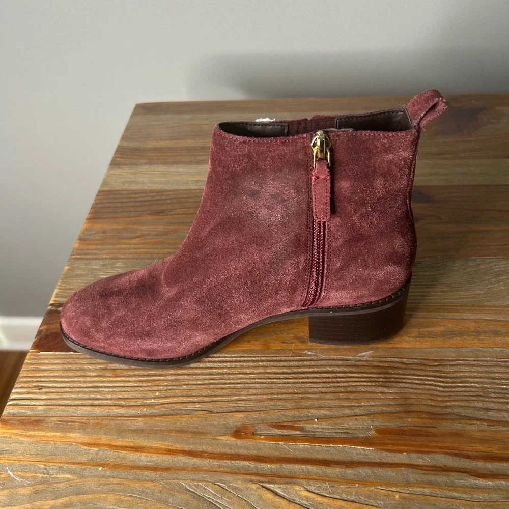 Cole Haan Burgundy Suede Ankle Boots‎ Side Zip Block Heel Women Size 7B